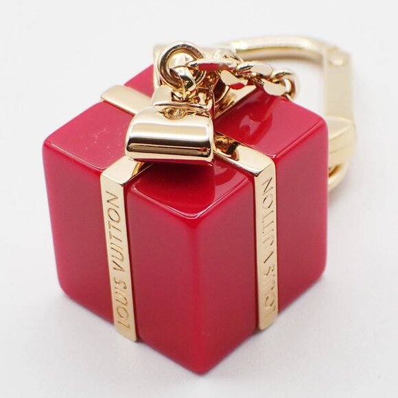 LOUIS VUITTON Logo Bijoux Sac Surprise Bag Charm Red Gold - Picture 5 of 14